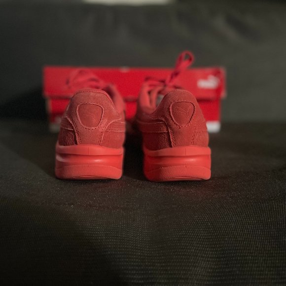 Puma California Embossed Floral - Picture 4 of 4